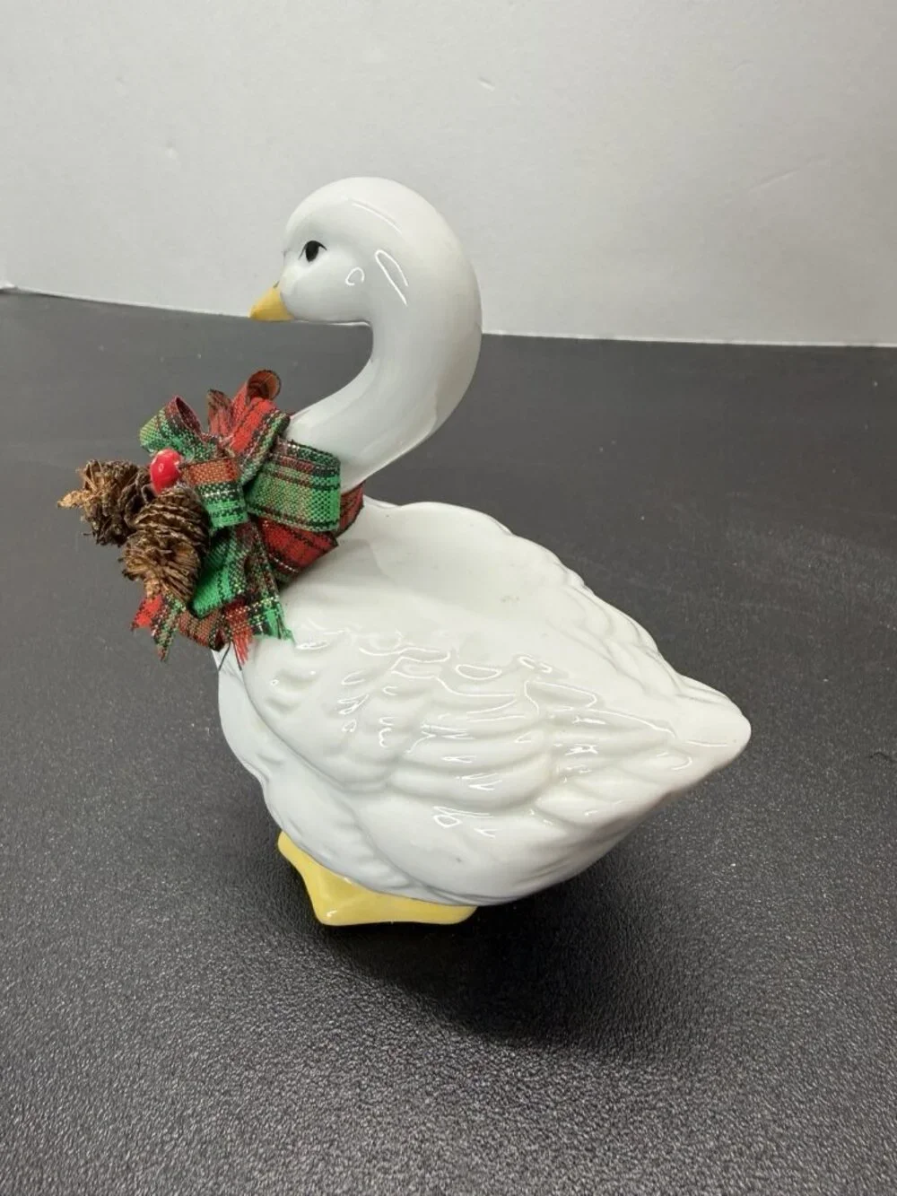 Ceramic Christmas Goose Holiday Wreath Russ Berrie 5